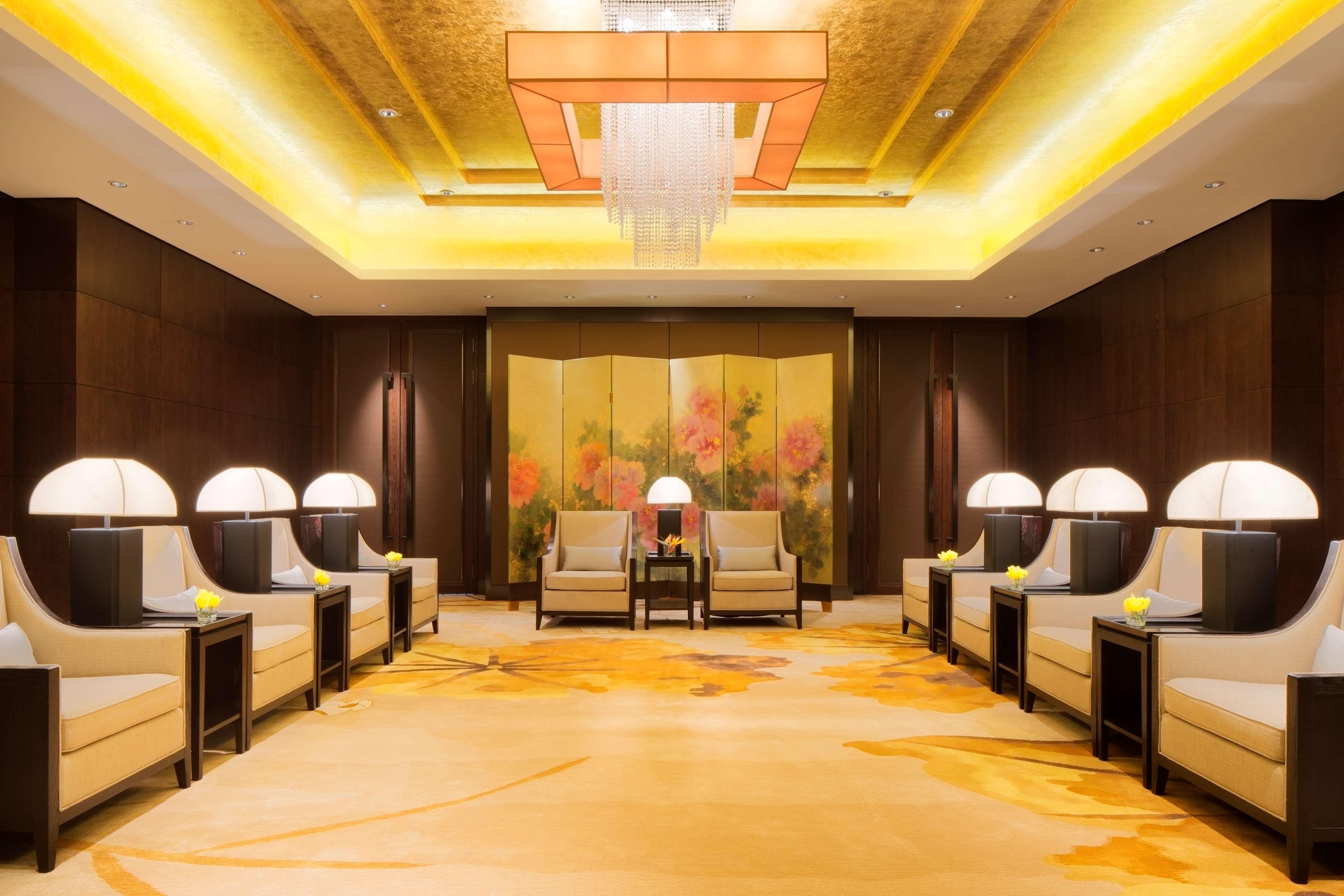 Chongqing Ronghui Grand Hotel Екстер'єр фото
