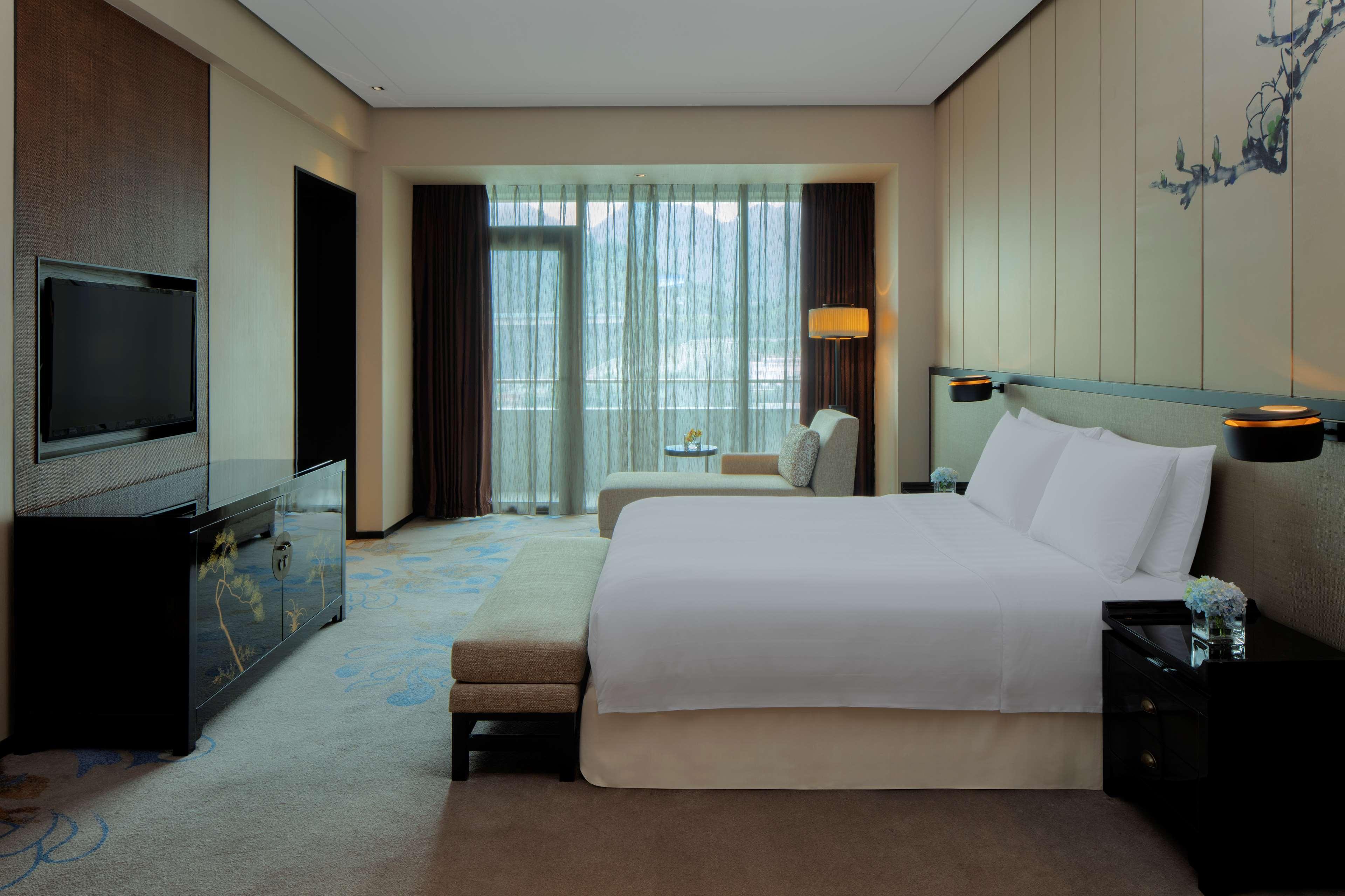 Chongqing Ronghui Grand Hotel Екстер'єр фото