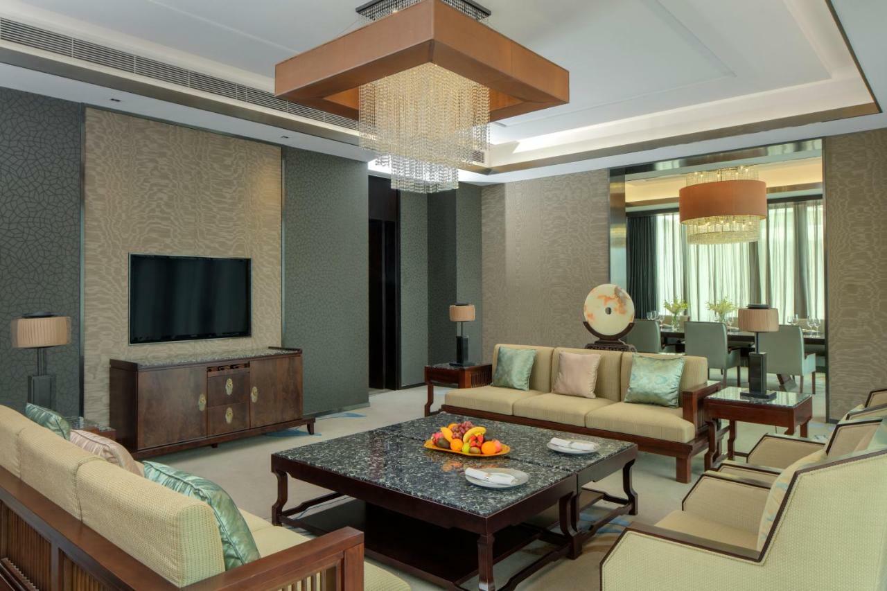 Chongqing Ronghui Grand Hotel Екстер'єр фото