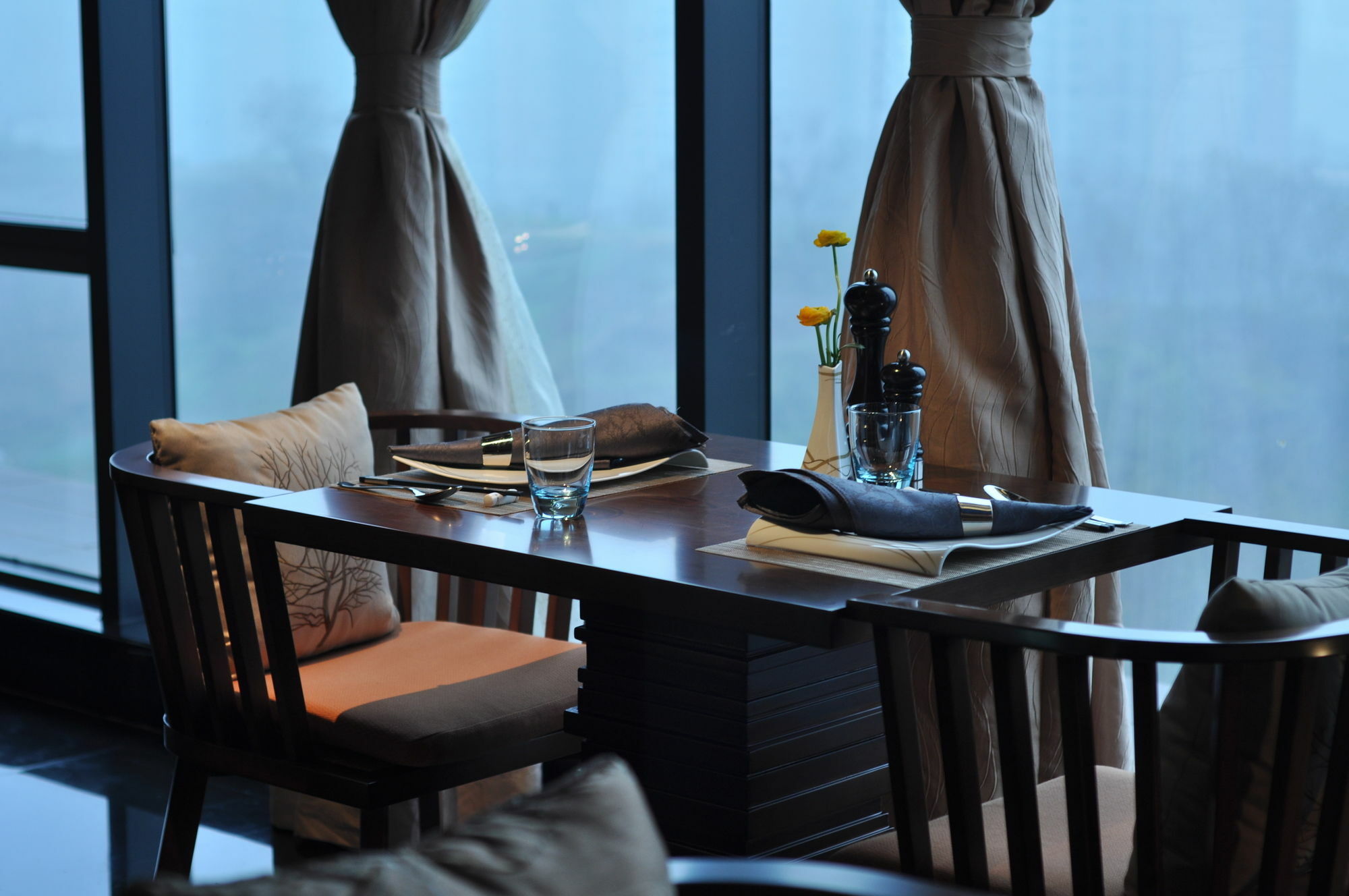 Chongqing Ronghui Grand Hotel Екстер'єр фото